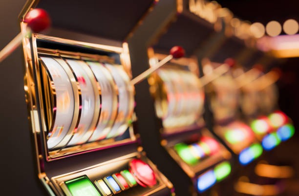 antimototo mobile interface showing sports betting and live casino options